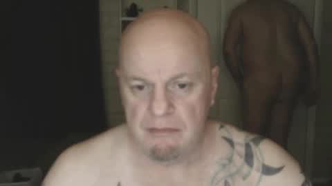 roinaz online show from February 9, 3:11 am