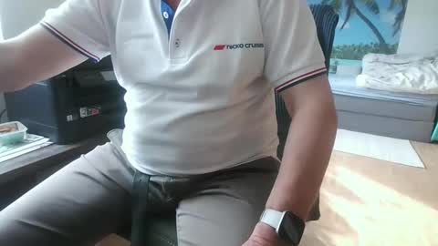 rolandloser1000 online show from May 10, 3:40 pm