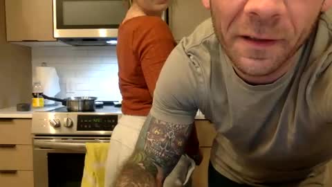 rollingtooeasy online show from March 7, 1:42 am