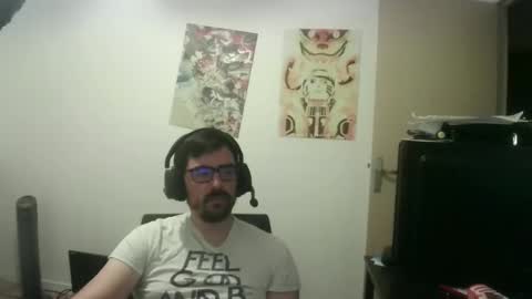 Snapshot of romainb72 chatting on October 21, 6:22 pm romainb72 online show from October 21, 6:22 pm