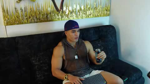 romano_kentt12 online show from February 1, 1:13 am