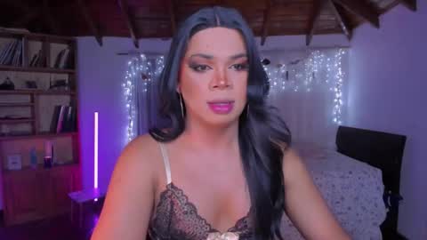 Romi Rouse online show from March 15, 7:02 am