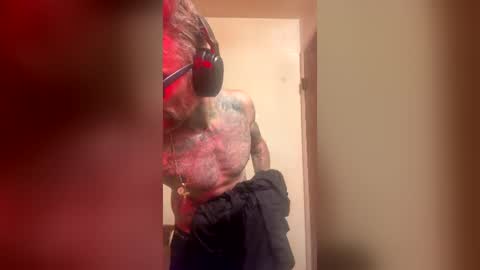 ronaldheminger6715 online show from June 22, 6:43 am