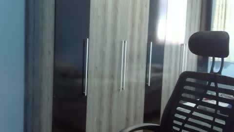 ronny online show from February 19, 9:25 pm