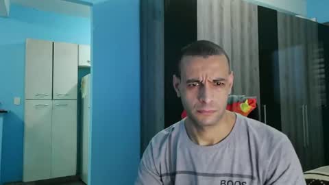 ronny online show from June 15, 8:23 pm