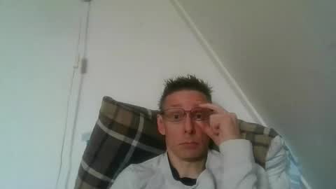 rororober online show from March 8, 10:41 am