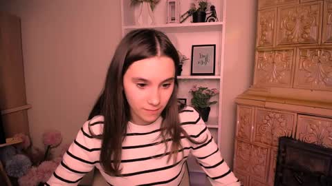Rose online show from April 29, 6:51 am