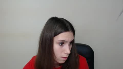 Snapshot of rosalais_ chatting on September 24, 7:04 am Rose online show from September 24, 7:04 am