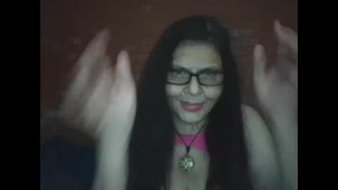 rosalatinas online show from April 23, 8:00 am