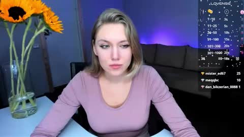 Rose but u can call me princess online show from November 4, 8:10 pm