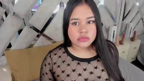 Rose 3 online show from January 18, 7:56 pm