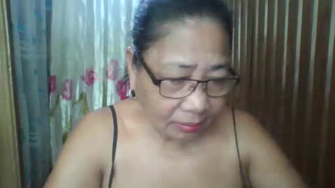 rosebelle66 online show from April 29, 2:38 am