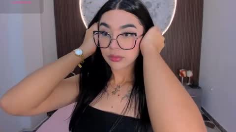 Rose online show from May 1, 1:38 pm