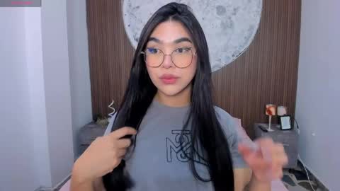 Rose online show from May 2, 1:50 pm