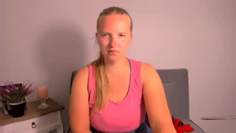 Rose online show from July 28, 7:39 pm