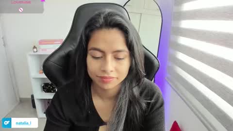 Nat online show from November 10, 3:37 pm