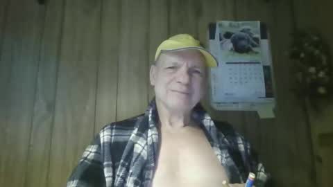 roses2u1958 online show from April 28, 4:17 am