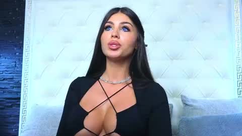 Gabriela online show from July 24, 12:46 pm
