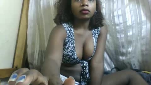 Snapshot of roseyaa chatting on September 15, 1:45 pm Roseyaa online show from September 15, 1:45 pm