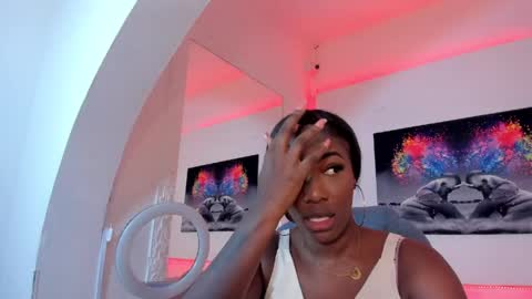 rosi_cooper online show from May 7, 10:55 am