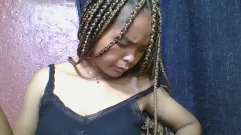 rosia685234 online show from April 29, 2:49 am