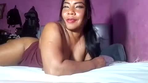 Snapshot of rosmerynava chatting on January 17, 6:15 am rosmerynavarro online show from January 17, 6:15 am