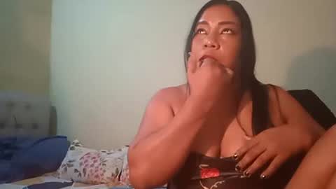 rosmerynavarro online show from January 8, 6:52 am