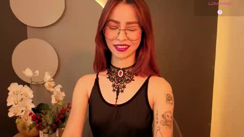 Miss Rosse online show from December 15, 2:35 pm