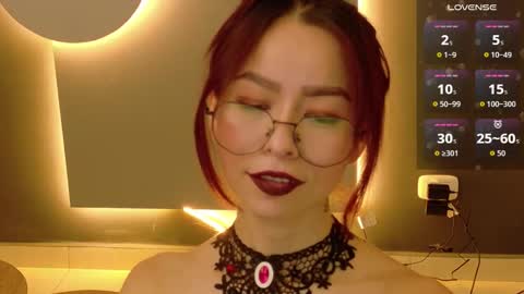 Miss Rosse online show from October 11, 2:43 pm