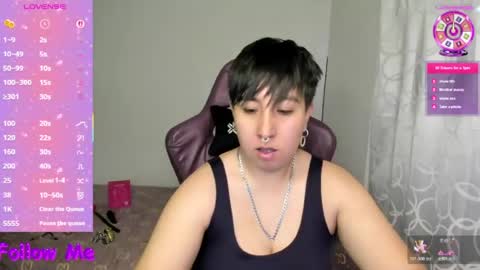ROSSE DEMOND  online show from June 23, 1:02 am