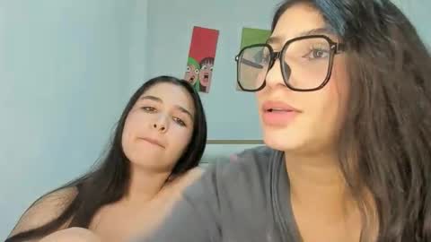 rous_and_sweet09 online show from May 15, 6:22 am
