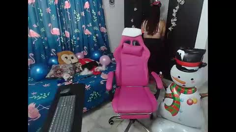 rous_kinky online show from December 19, 1:28 pm