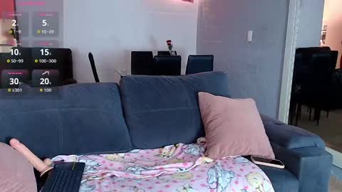 Snapshot of rousebonnett chatting on September 23, 3:06 pm ROUSE  online show from September 23, 3:06 pm