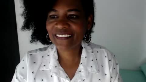 luxa online show from July 25, 1:42 pm