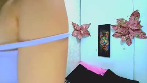 rousse_violet online show from February 5, 9:07 pm