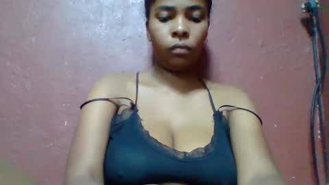 rovaelyah online show from May 2, 6:30 am
