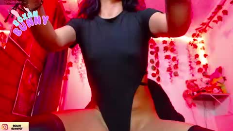 roxxy online show from July 2, 5:56 am