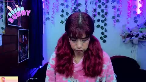 roxxy online show from May 4, 8:32 am