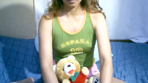 roxanne_98 online show from September 29, 4:00 am