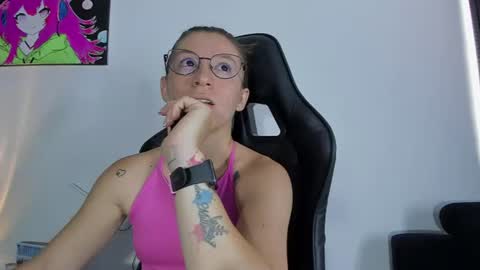 roxanne online show from June 30, 6:17 pm