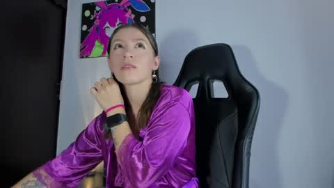 roxanne online show from July 2, 6:24 pm