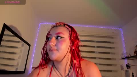 roxanne_morelli online show from April 25, 12:51 pm
