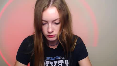 Snapshot of roxasemi_ chatting on October 9, 8:09 am Roxa online show from October 9, 8:09 am