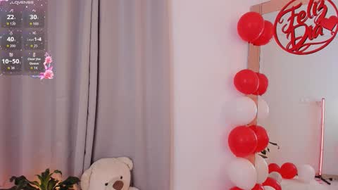  R O X I E  online show from February 15, 3:31 am