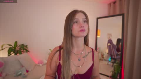  R O X I E  online show from July 11, 1:43 am