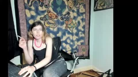roxihazeleyes online show from June 30, 7:56 pm