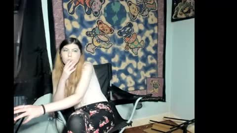 roxihazeleyes online show from July 13, 11:41 pm