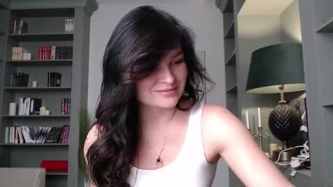 roxxiejet online show from October 13, 8:38 am