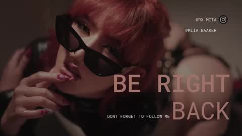 Snapshot of roxxxevelvet chatting on February 14, 7:54 pm Roxx IG  online show from February 14, 7:54 pm