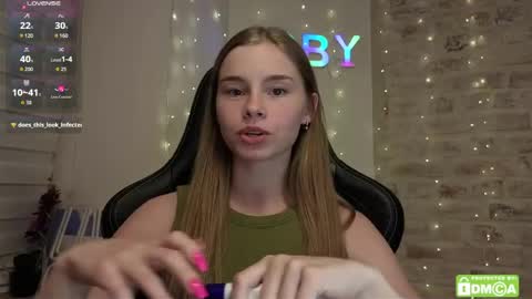 Roxieex ABBY online show from May 1, 7:30 pm